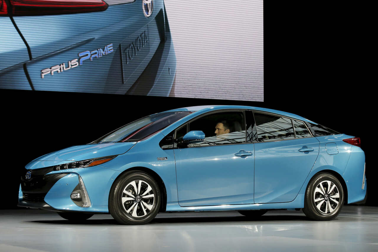 mengatasi overheat pada mesin mobil hybrid