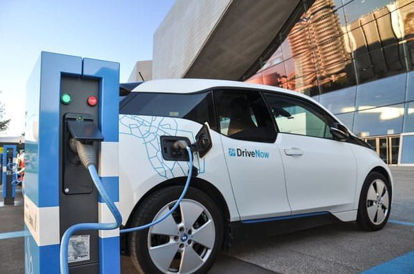 Cara Mengatasi Gangguan pada Sistem Kontrol Emisi Mobil Listrik