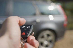 Kunci Pintar Mobil Listrik