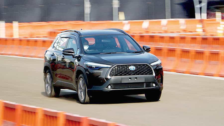 5 kelebihan mobil hybrid dan cara kerjanya