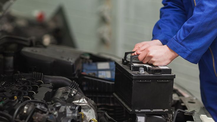 Cara Ganti Aki Mobil Hybrid