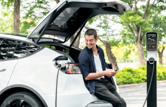 Saatnya Beralih ke Mobil Listrik