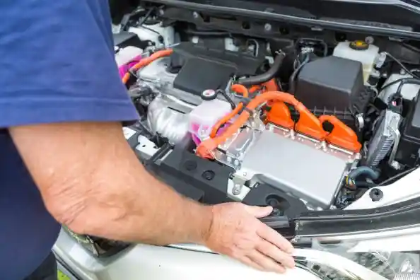 Baterai Mobil Hybrid Tahan Berapa Lama